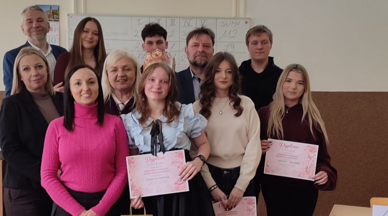 NAJSYMPATYCZNIEJSZA DZIEWCZYNA EKONOMIKA